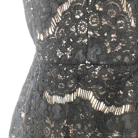 NEW Trixxi Black and Nude Lace Halter Dress Size Small - Picture 6 of 6